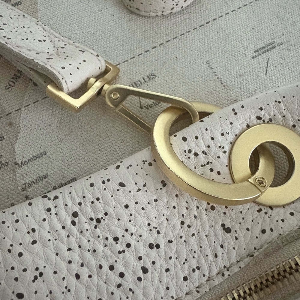 Hammitt Speckled Cream Leather Crossbody with Gold Hardware - Picture 9 of 16